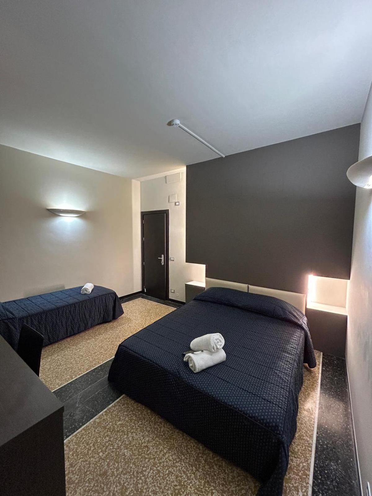 Hotel Palace Varraze