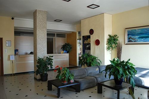 Palace Varraze